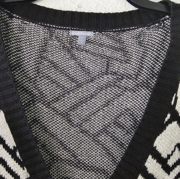 Charlotte Russe Womens Cardigan Sz S Aztec Print Knit Button Up Art Grannycore - Picture 5 of 11